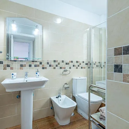 Apartament Parque Don Jose 2 *